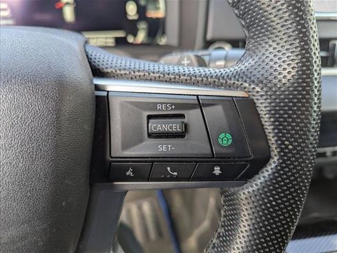 Used 2023 Mitsubishi Outlander SE image 12