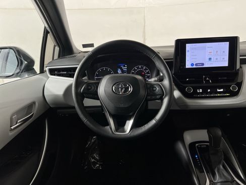 Used 2024 Toyota Corolla SE FWD image 16