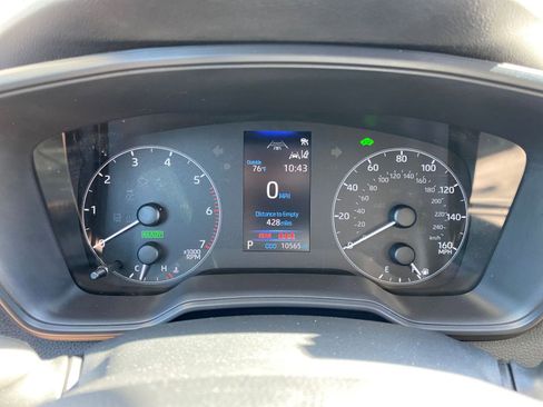 Used 2025 Toyota Corolla LE image 40