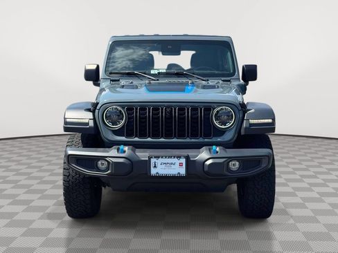Used 2024 Jeep Wrangler Unlimited Rubicon 4xe w/ Technology Group AWD/4WD image 2
