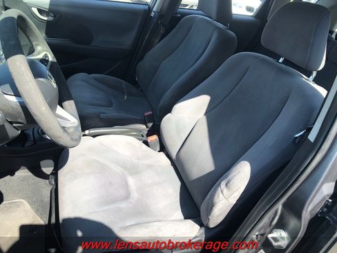 Used 2013 Honda Fit image 11