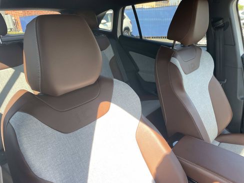 Certified 2023 Volkswagen ID.4 Pro RWD image 27
