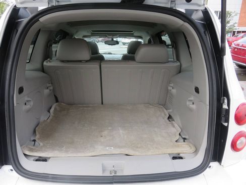 Used 2011 Chevrolet HHR LT FWD image 21
