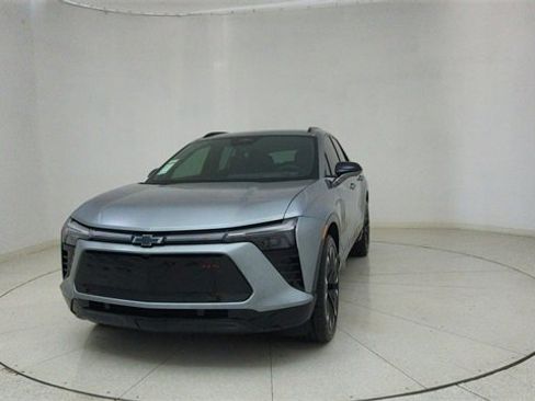 Used 2025 Chevrolet Blazer EV RS image 65