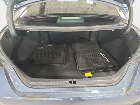 Used 2021 Toyota Avalon XLE FWD image 12
