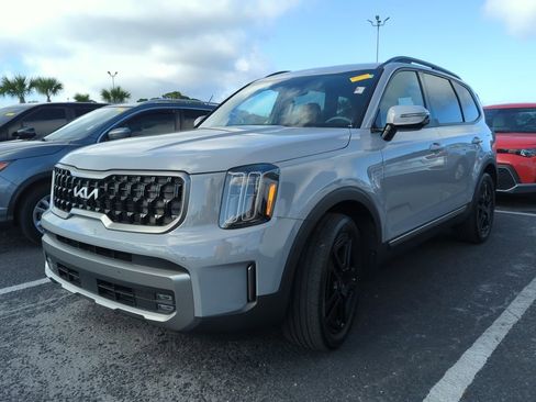 Used 2023 Kia Telluride SX X-Line image 4