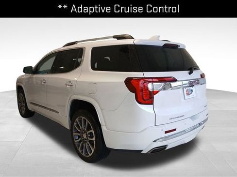 Used 2021 GMC Acadia Denali w/ Denali Ultimate Package AWD/4WD image 3