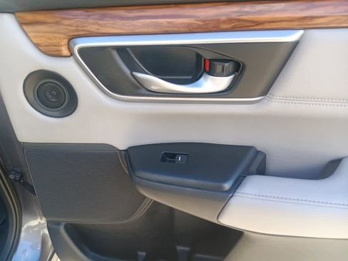 Used 2022 Honda CR-V Touring image 26
