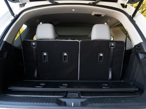 Certified 2025 Honda Pilot Touring image 46