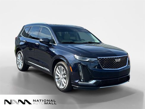 Used 2021 Cadillac XT6 Premium Luxury image 7