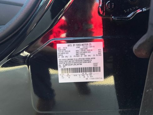 Used 2020 Lincoln Nautilus FWD image 39