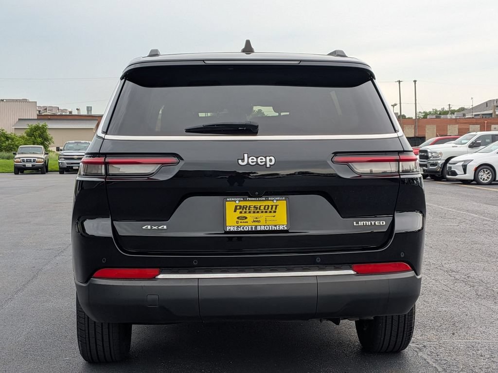 Used 2023 Jeep Grand Cherokee L Limited AWD/4WD image 6