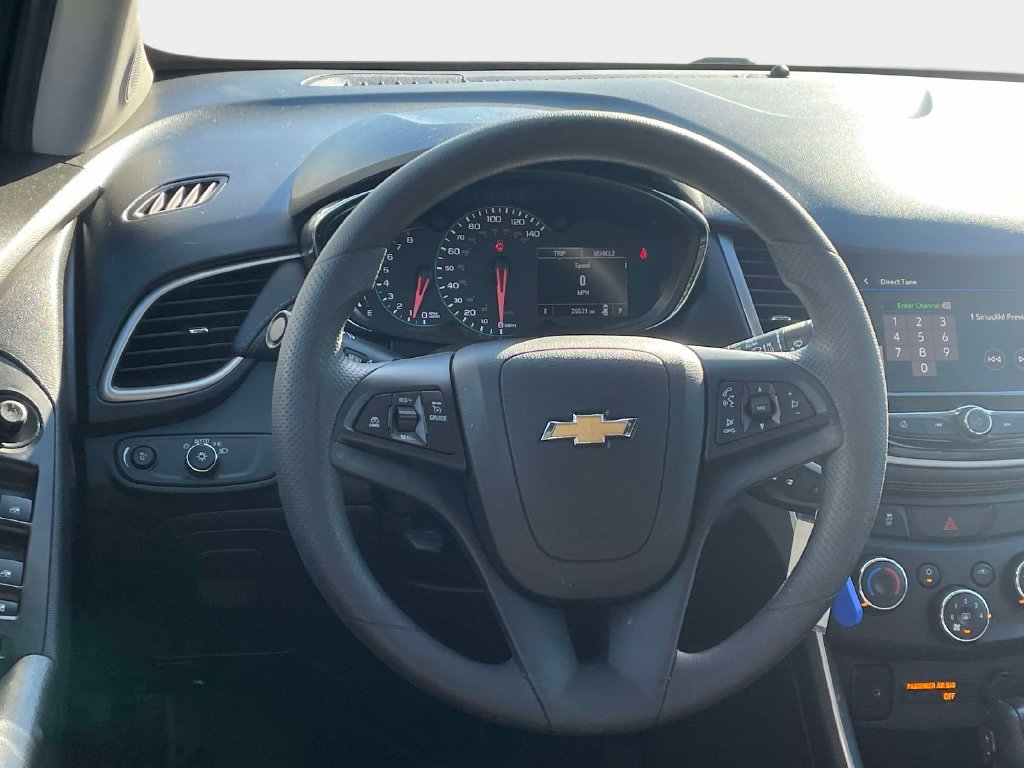 Used 2022 Chevrolet Trax LS w/ Tint and Cruise Package FWD image 17