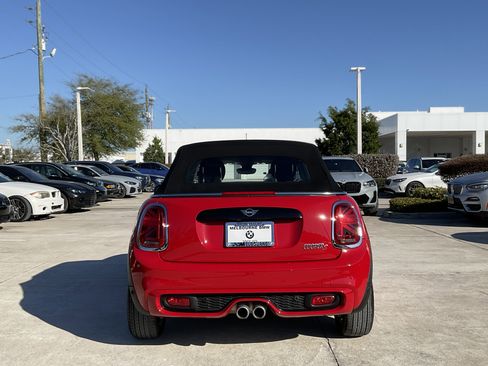 Used 2021 MINI Cooper S image 5