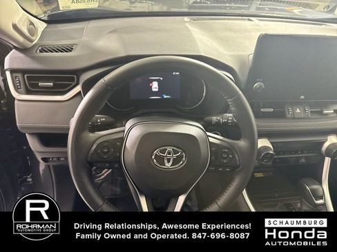 Used 2023 Toyota RAV4 XLE Premium image 12