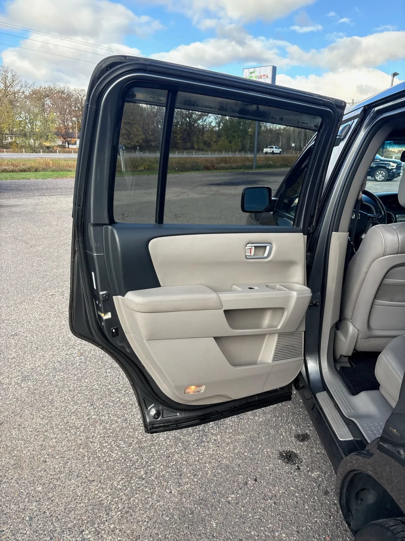 Used 2011 Honda Pilot EX-L image 44