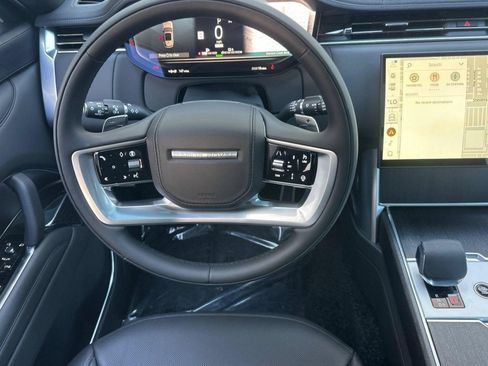 New 2026 Land Rover Range Rover SE AWD/4WD image 4