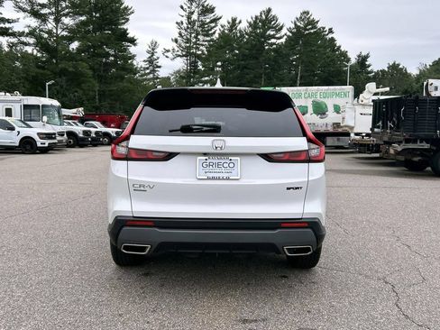 Used 2024 Honda CR-V Sport image 4