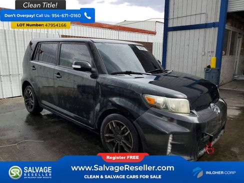 Used 2015 Scion xB image 5