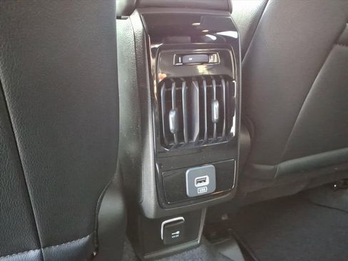 New 2026 Jeep Compass Latitude image 33