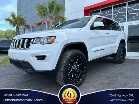 Used 2017 Jeep Grand Cherokee Laredo w/ Quick Order Package 23E image 1
