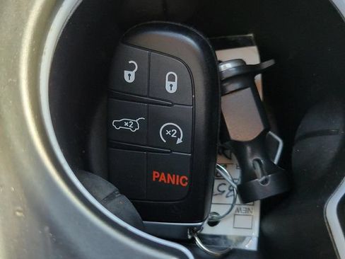 Used 2025 Dodge Durango GT AWD/4WD image 10