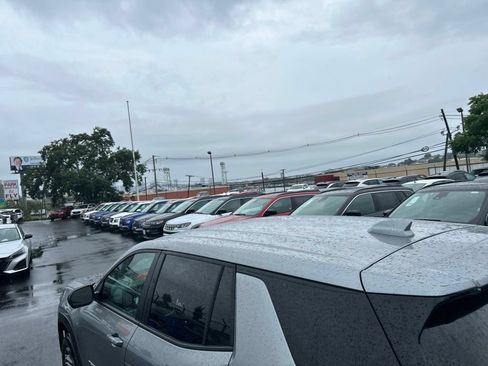 Used 2025 GMC Terrain Elevation AWD/4WD image 5