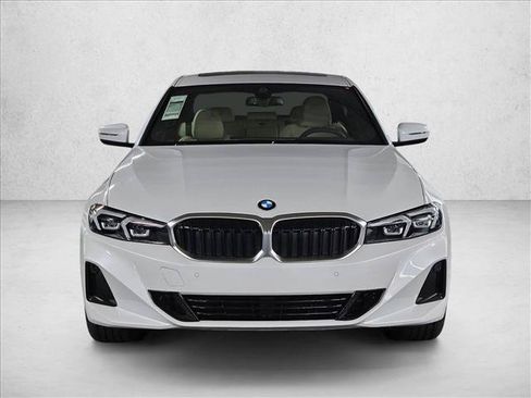 Used 2026 BMW 330i Sedan w/ Premium Package RWD image 2