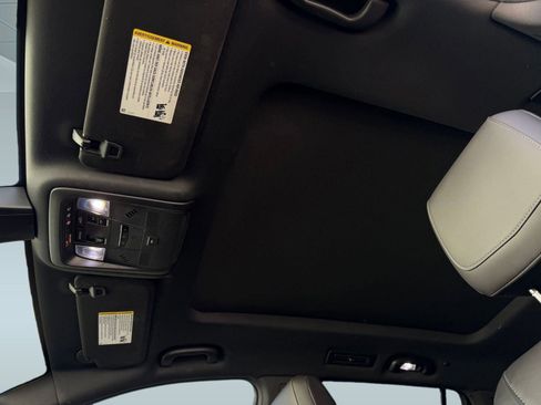 Used 2020 Cadillac XT6 Premium Luxury image 13