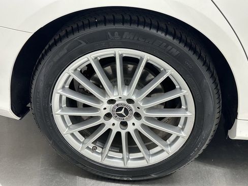 Certified 2022 Mercedes-Benz E 350 Sedan image 19