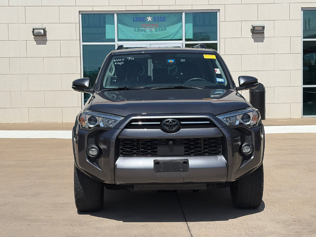 Used 2022 Toyota 4Runner SR5 Premium w/ Moonroof Package RWD image 3