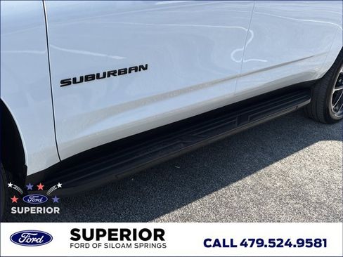 Used 2022 Chevrolet Suburban RST w/ Luxury Package AWD/4WD image 14