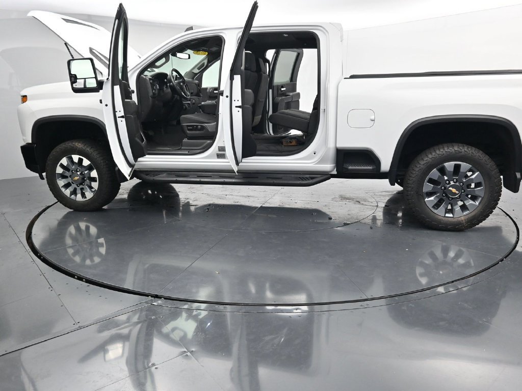 Used 2022 Chevrolet Silverado 2500 Custom w/ Custom Value Package AWD/4WD image 42