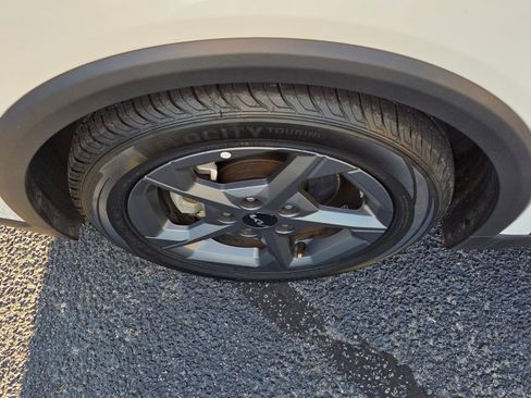 Used 2025 Kia K4 LXS image 17