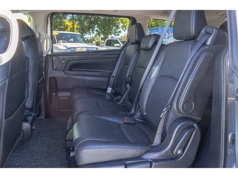 Used 2025 Honda Odyssey EX-L image 13