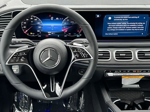 New 2026 Mercedes-Benz GLS 450 4MATIC image 14