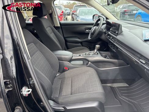 Used 2025 Honda HR-V LX image 21