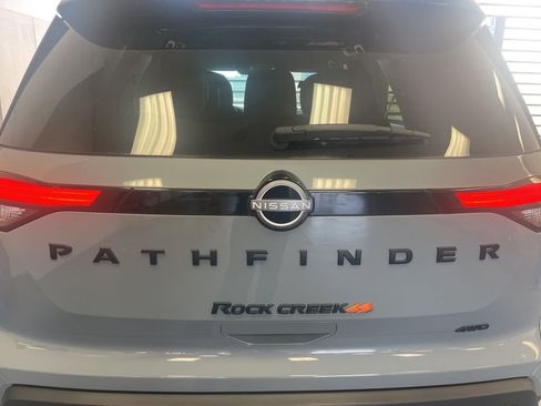 Used 2024 Nissan Pathfinder Rock Creek AWD/4WD image 7