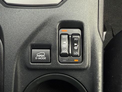 Used 2020 Subaru Crosstrek 2.0i Premium image 25