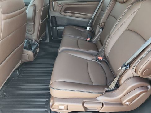 New 2026 Honda Odyssey Touring image 34