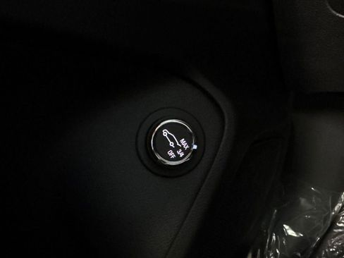 New 2026 Chevrolet TrailBlazer LT w/ Convenience Package FWD image 12