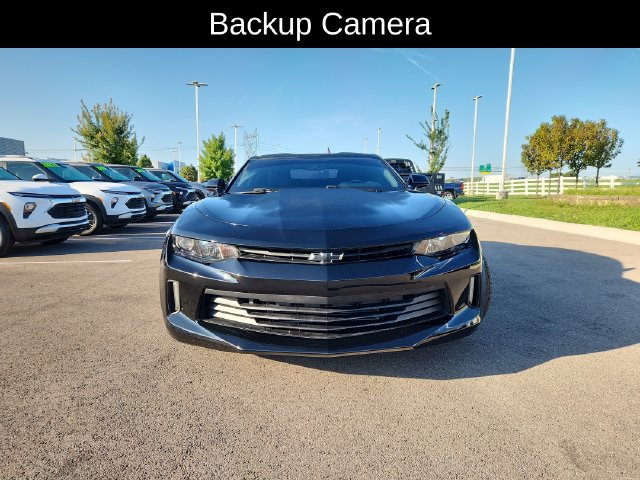 Used 2018 Chevrolet Camaro LT RWD image 2