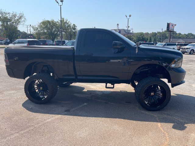 Used 2015 RAM 1500 Express AWD/4WD image 4