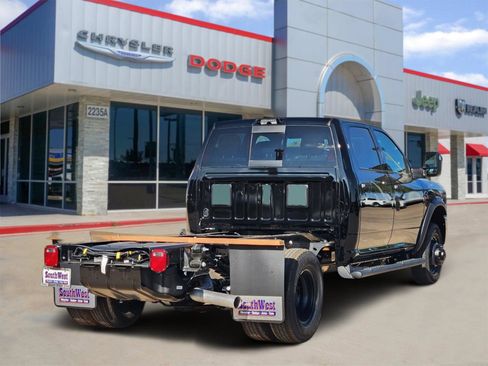 New 2026 RAM 3500 Tradesman AWD/4WD image 5