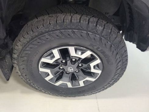Used 2023 Toyota Tacoma TRD Off-Road AWD/4WD image 37