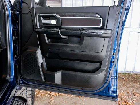 Used 2024 RAM 2500 Big Horn w/ Night Edition image 45