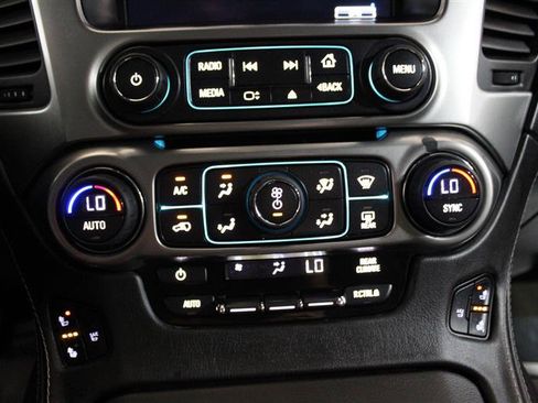 Used 2015 Chevrolet Tahoe LTZ AWD/4WD image 21