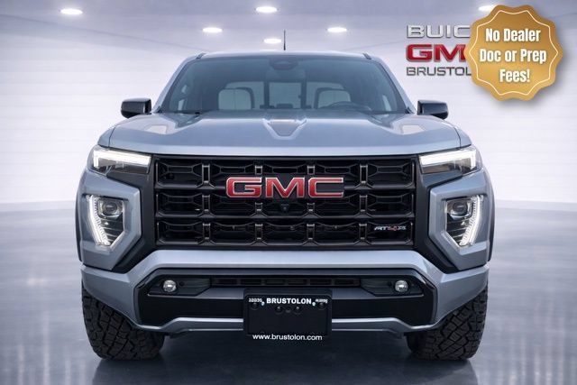 Used 2023 GMC Canyon AT4X AWD/4WD image 3