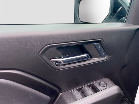 Used 2024 GMC Canyon Elevation w/ Elevation Premium Package image 9