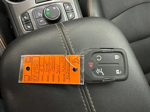 Used 2023 GMC Terrain AT4 w/ Tech Package AWD/4WD image 39
